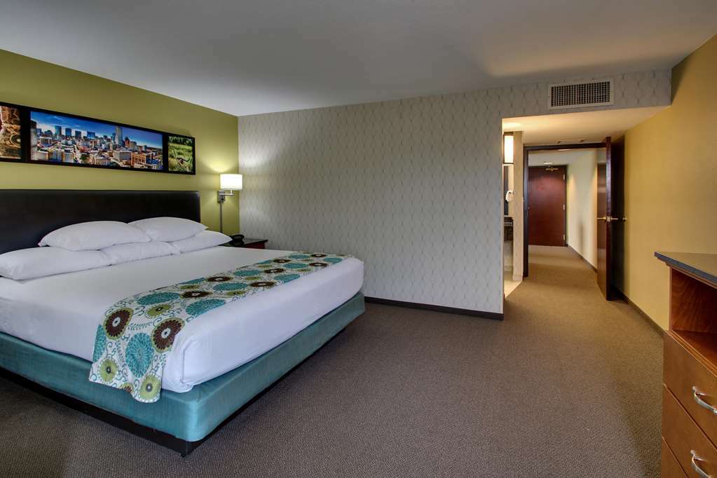 Drury Inn & Suites Houston Sugar Land Room photo